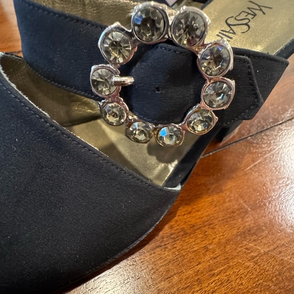 Yves Saint Laurent Black Women's Shoes Authentic - Picture 4 of 8